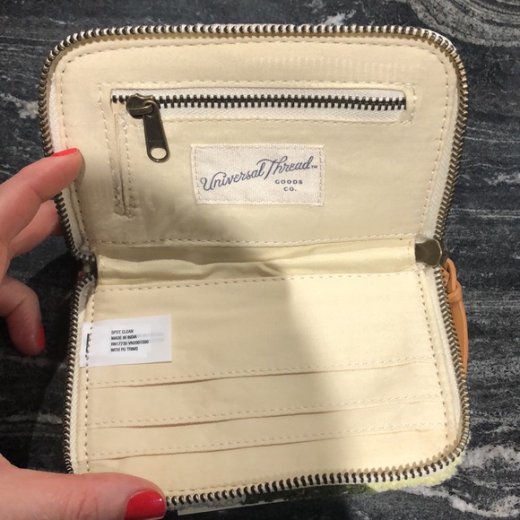 Universal Threads zip wallet from Target. - Picture 4 of 7